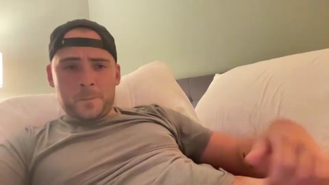 randomdude5950  31-05-2022 video kissing