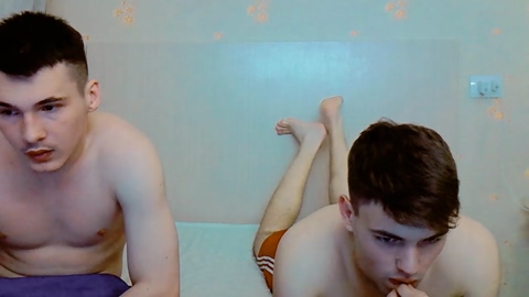 kevin_ringer  01-06-2022 video kissing