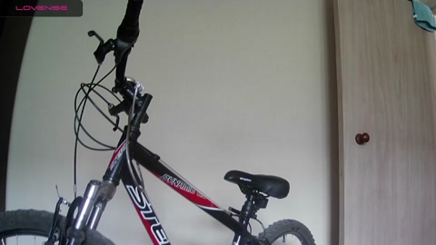 trone41  01-06-2022 video striptease