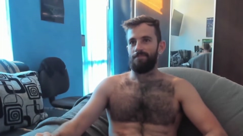 bgy29  02-06-2022 video kissing