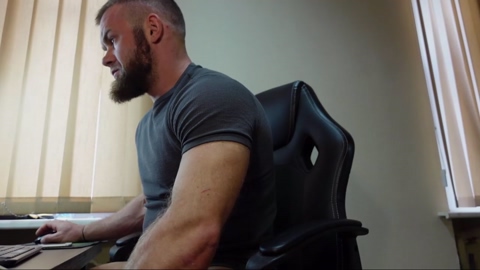 tommy_burnzz  02-06-2022 video bigballs