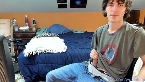 wolfiekitty  02-06-2022 video lush