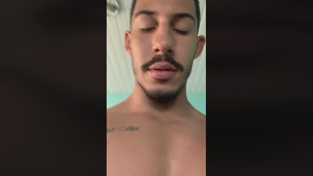 zyzzbrl  03-06-2022 Recorded Video love