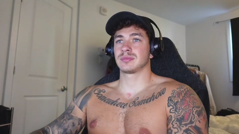 frewfun  04-06-2022 video Nude