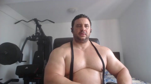 hot_stefano1  05-06-2022 video kissing