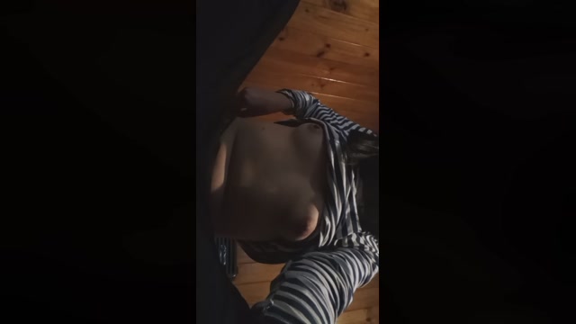 xdreams1  05-06-2022 sucktits Females