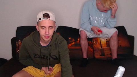 esthetics_boys  06-06-2022 video yummy