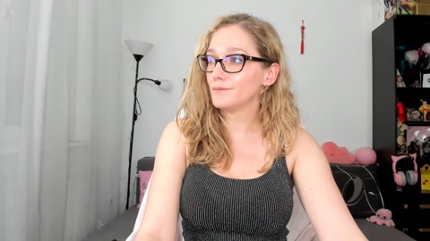 LunaNicole 07-06-2022 moan 