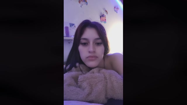 Skinnycleo 10-06-2022 wank 