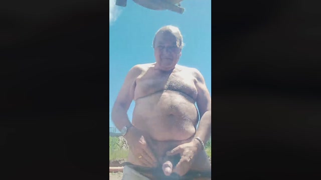 minuzzo61  10-06-2022 Recorded Video legs