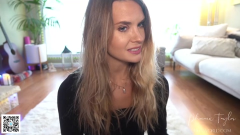 phoenix_taylor Model Profile - CamsWeb