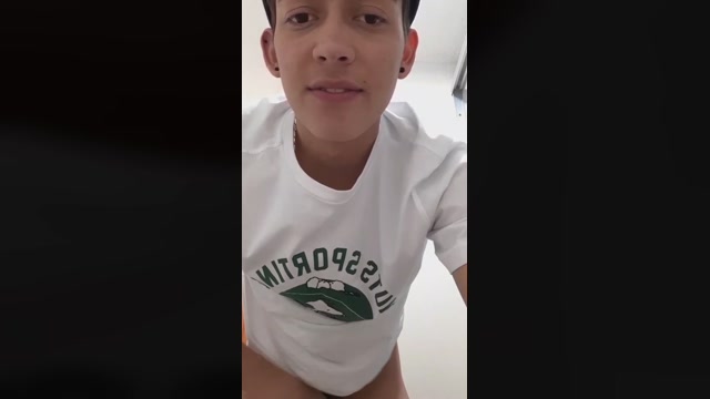 tayler__  09-06-2022 Recorded Video moan
