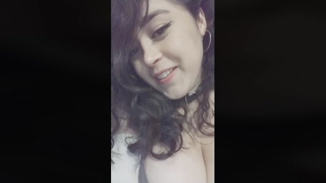 trini18x 10-06-2022 sexyfeet 