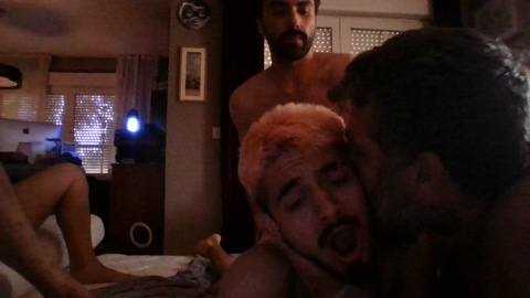 Pedro1280x  11-06-2022 Recorded Video kiss