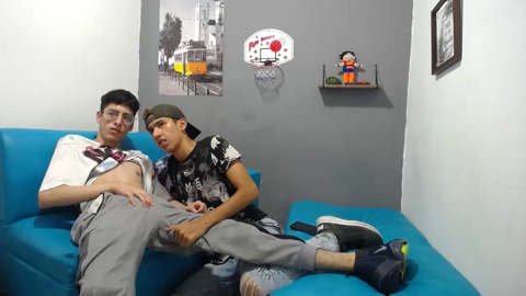 boys_bi  11-06-2022 Recorded Video naughty