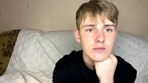 milkytony  14-06-2022 video Webcam