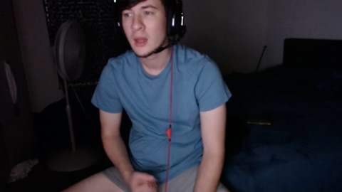 cummallredy  16-06-2022 video sexymale