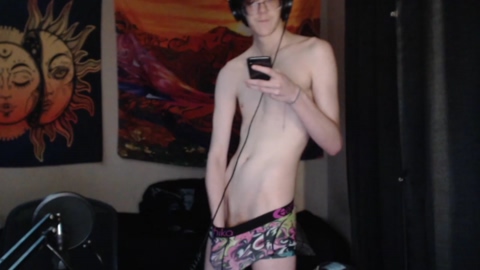 sixfootaddict  16-06-2022 video fuckher