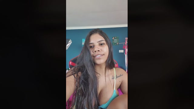 LunnaVaz 17-06-2022 striptease 