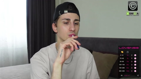 oliver_baker  17-06-2022 video fuckme