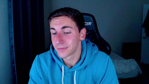 zach_rhyder  17-06-2022 video kissing