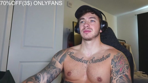 frewfun  17-06-2022 video kissing