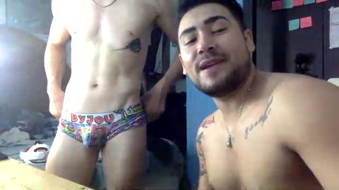 latinboysroom2  18-06-2022 Recorded Video bicurious