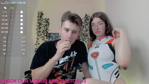 alicekaneky_xx  20-06-2022 hot Couples
