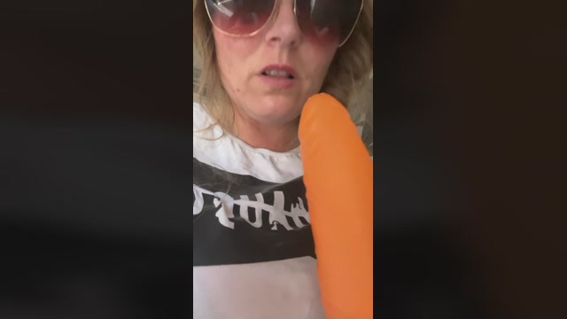 Babymom2 21-06-2022 bj-dildo 