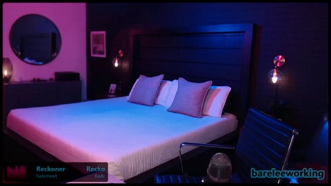 bareleeworking  21-06-2022 video fuckass