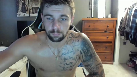 theufcfan_8181  21-06-2022 video suckcock