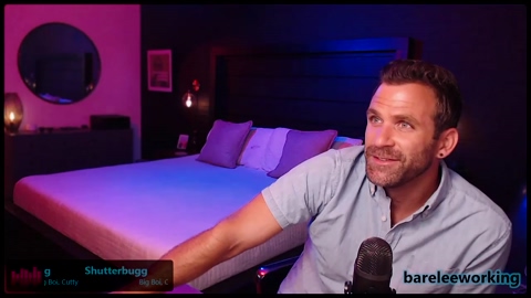 bareleeworking  25-06-2022 video fingers