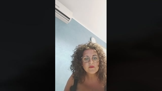 Ricciolona2 27-06-2022 Topless 