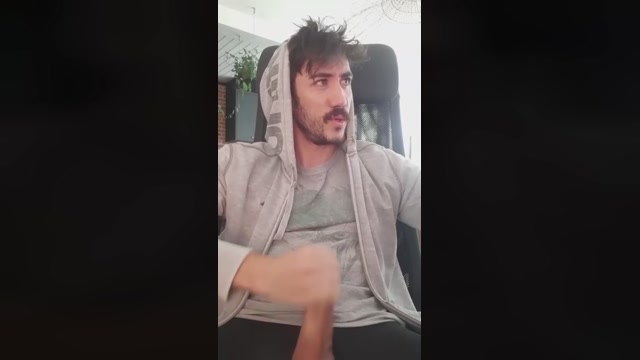 PenisAVoir  28-06-2022 Recorded Video handsome