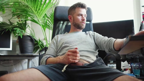 jackoffdude85  28-06-2022 video sexykitty