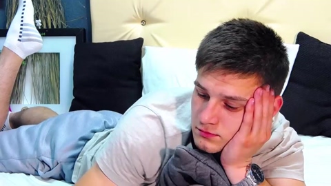 ian_tans  29-06-2022 video kissing