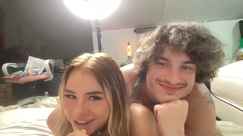 aesthetickitten  01-07-2022 strip Couples