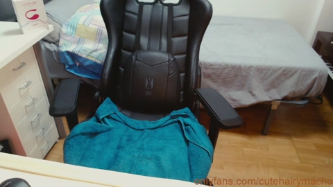 cutehairymacho  01-07-2022 video Show