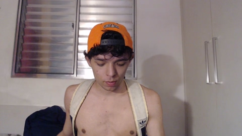 toyboy_novinh  02-07-2022 Recorded Video toy