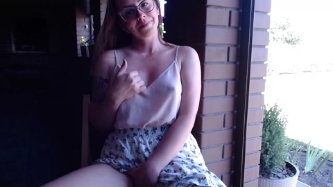 juicy_peach88 03-07-2022 Topless 
