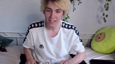 micky_white  03-07-2022 video hot