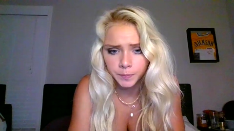 peytonperks  03-07-2022 sexygirl Females