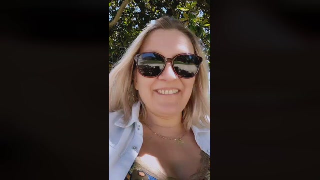 LADY_CHARLYNE 04-07-2022 Wet 