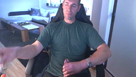 Reeper84  04-07-2022 Recorded Video fingers