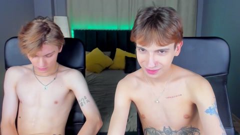 nate_and_eithan  04-07-2022 video bigdick