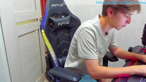 yourhotchristian  04-07-2022 video fuckme