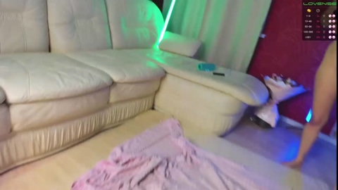 amazongirls 04-07-2022 wank 