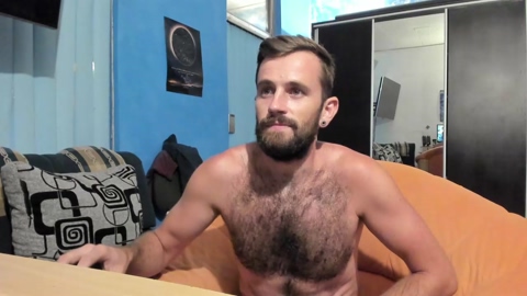 bgy29  04-07-2022 video kiss