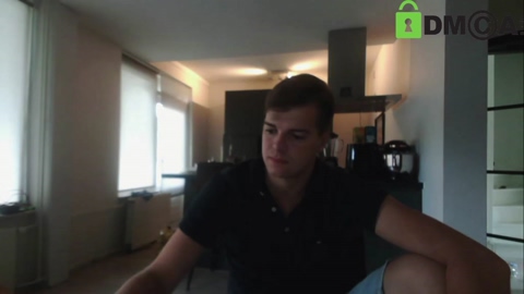 royaldorkje18  04-07-2022 video legs