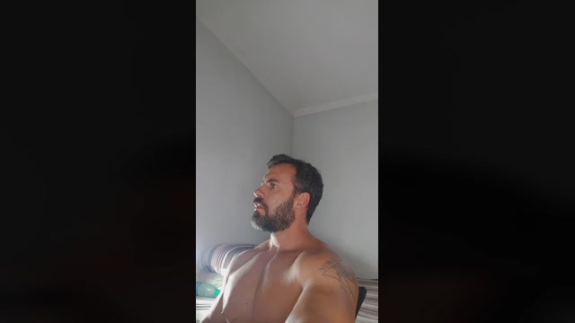 sexyflightz  04-07-2022 Recorded Video kissing